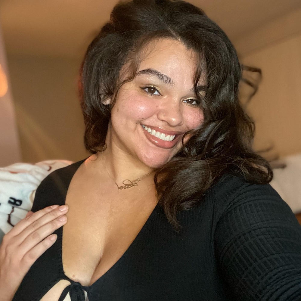 Meet your Posher, Hailey